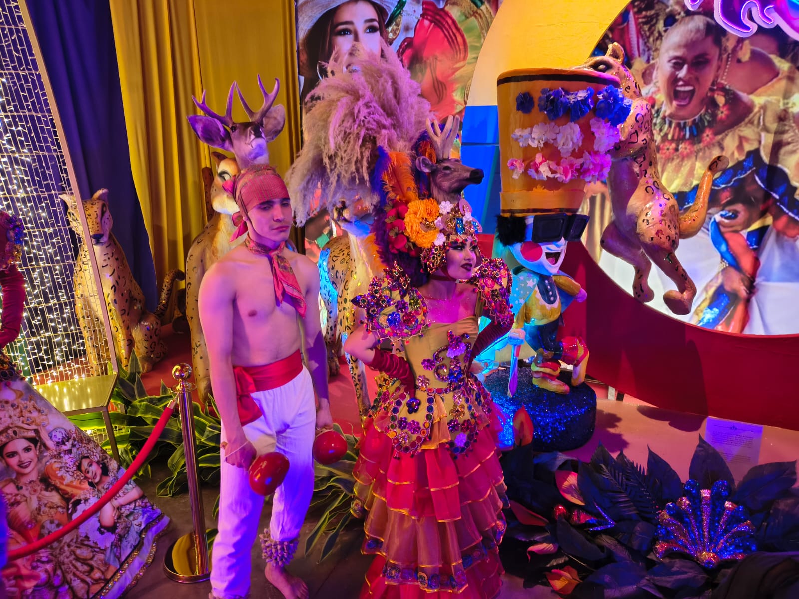 "Los 5 Carnavales del Mundo" en el Gran Acuario Mazatlán
