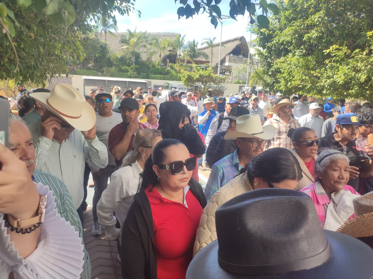 Productores acuícolas de Sonora, Sinaloa y Nayarit marcharon en protesta pacífica en Mazatlán