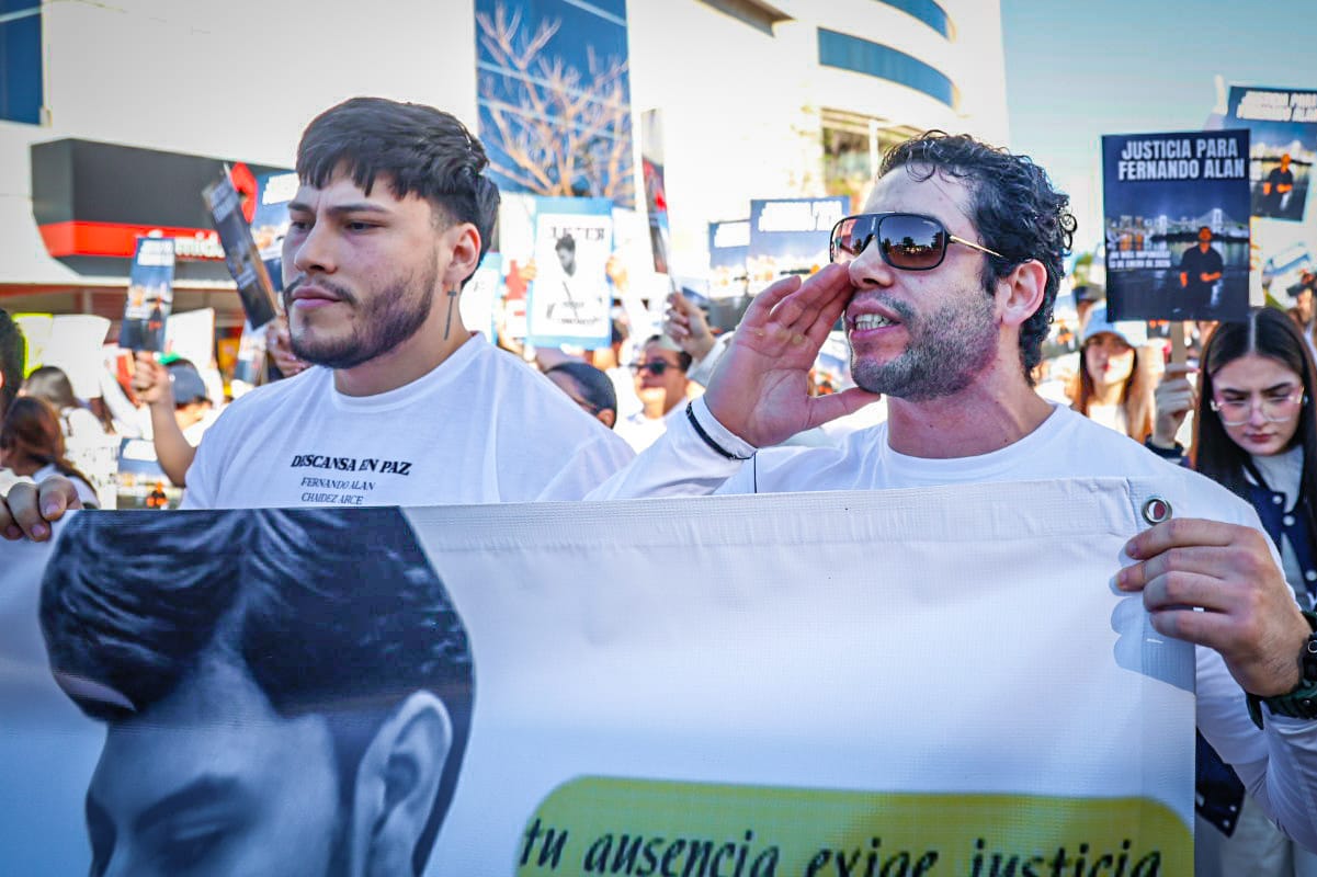 Marcha por Fernando Alan, joven asesinado por militares en Culiacán