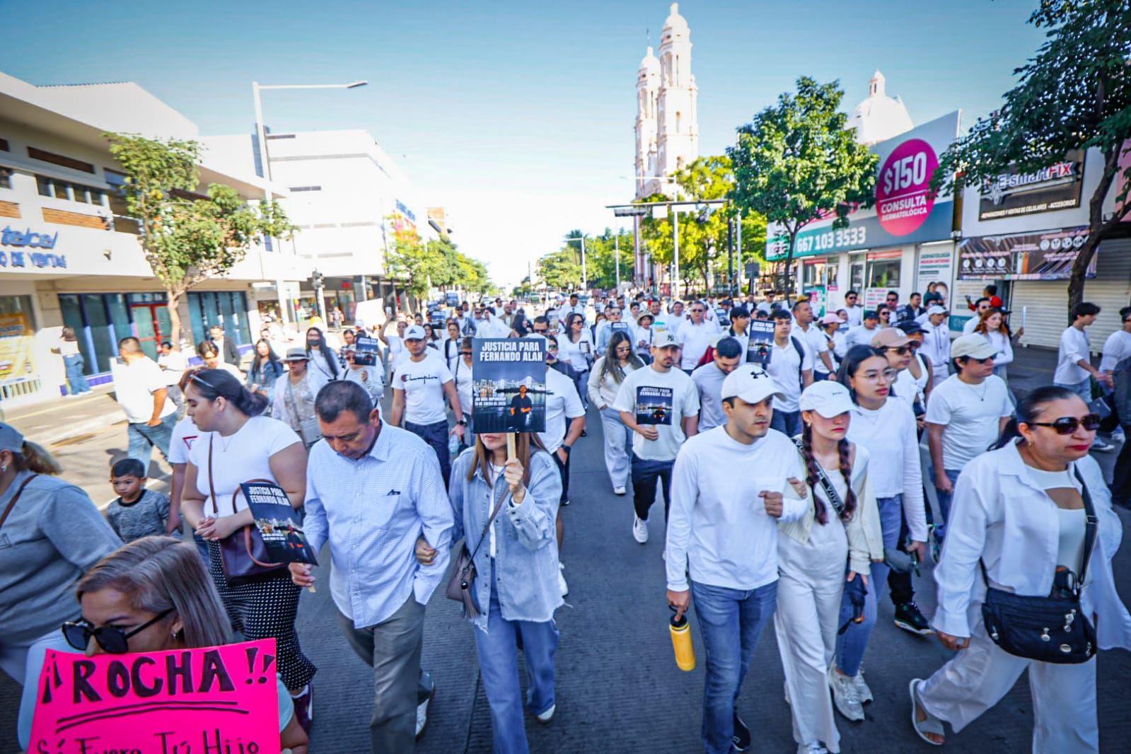 Marcha por Fernando Alan, joven asesinado por militares en Culiacán