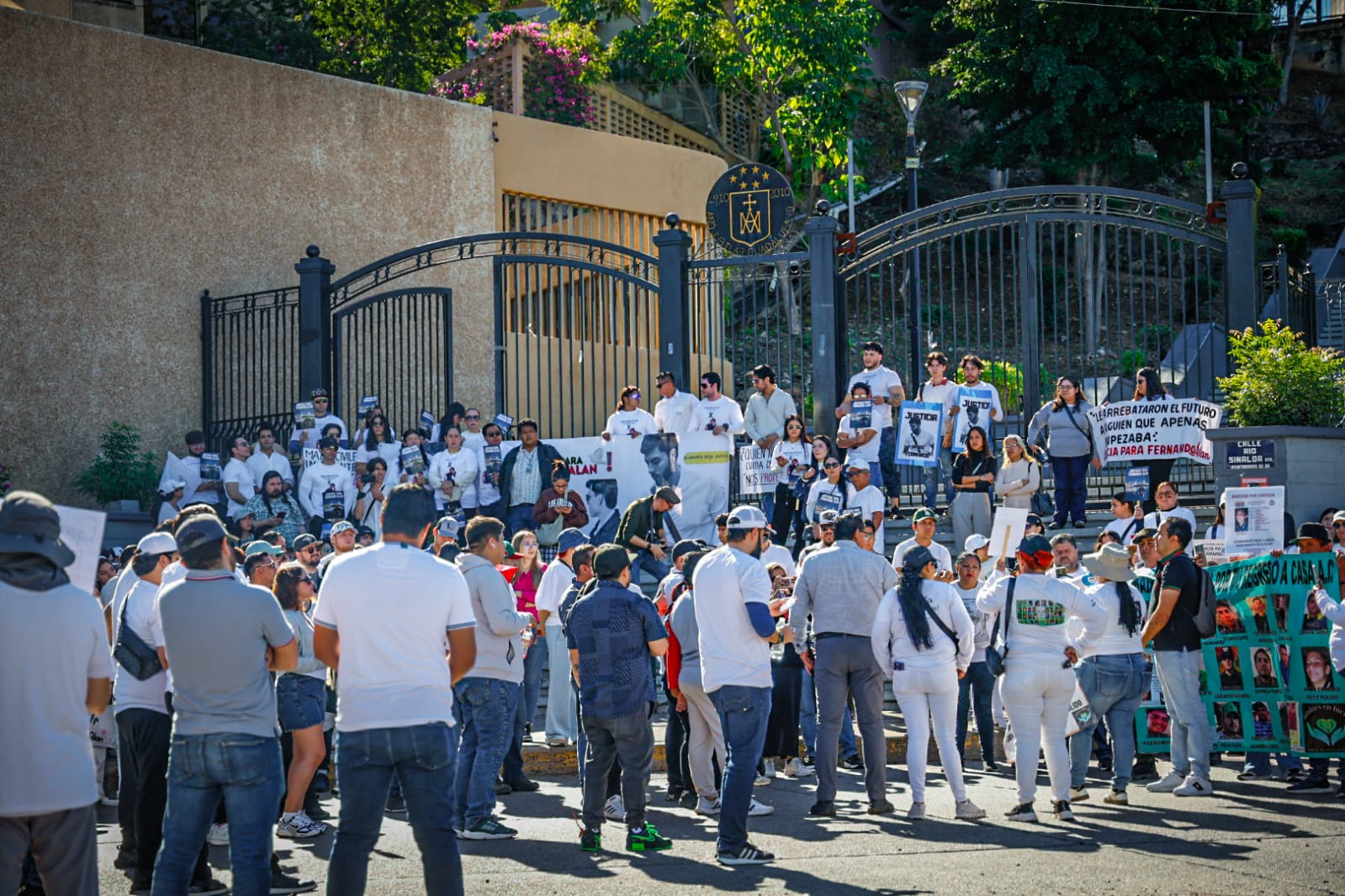 Marcha por Fernando Alan, joven asesinado por militares en Culiacán