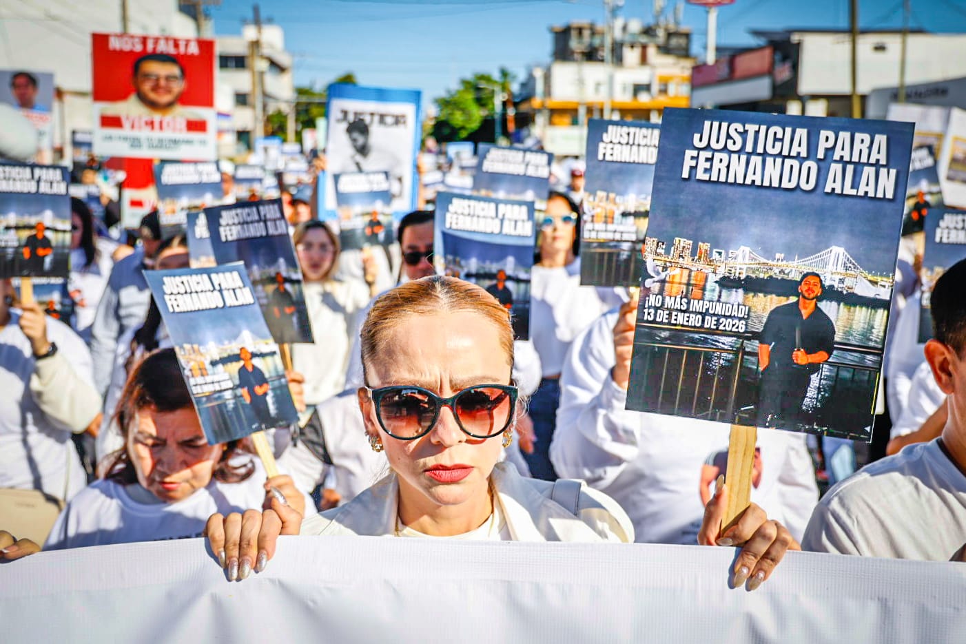 Marcha por Fernando Alan