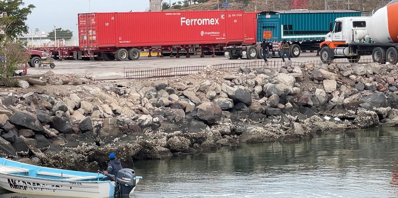 Realiza Marina ejercicios de protección en Topolobampo