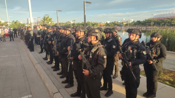 ‘Se quedan’, aclara Estrella Palacios sobre elementos que participaron en el Guadalupe-Reyes en Mazatlán, Sinaloa