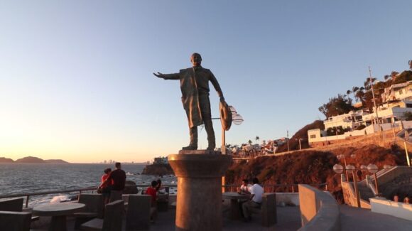 Mazatlán, Sinaloa, rendirá homenaje a José Alfredo Jiménez en el centenario de su natalicio