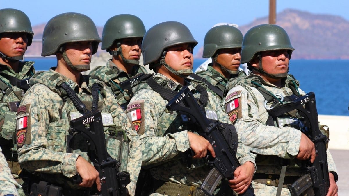 Militares