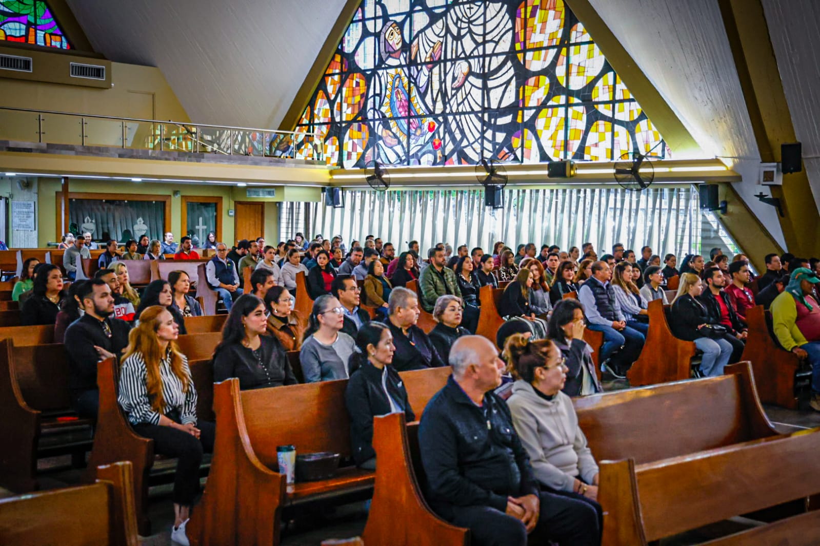 misa en la lomita por la salud de sergio torres y elizabeth montoya