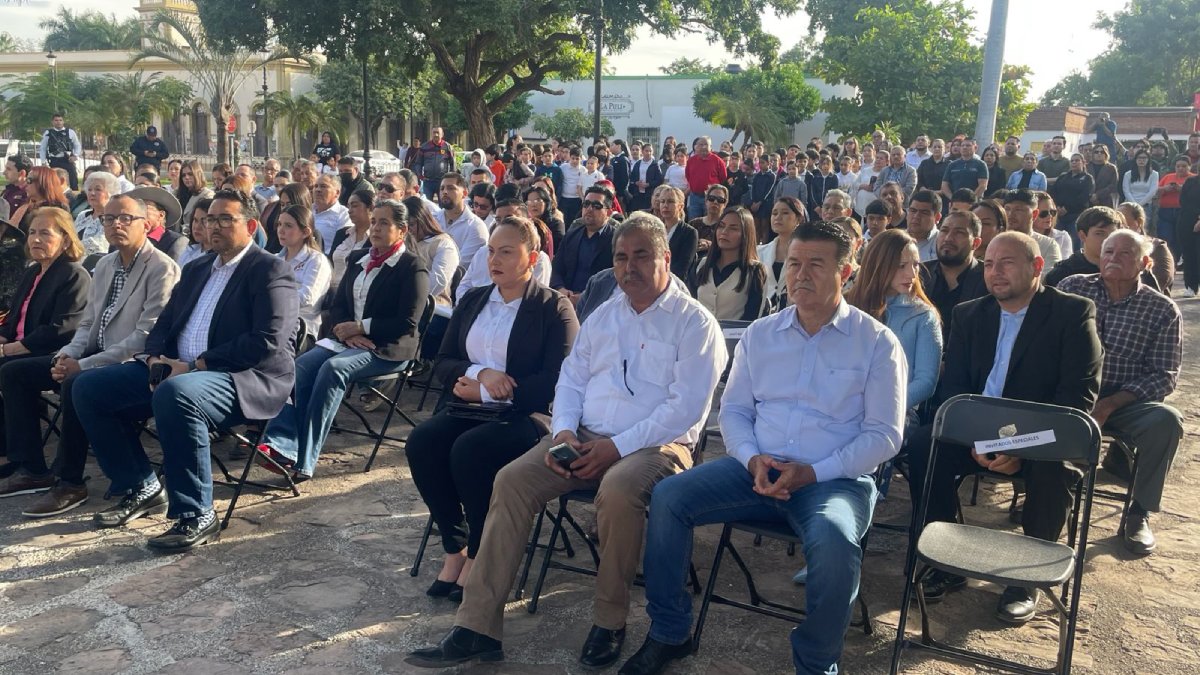 mocorito conmemora el 102 aniversario luctuoso de rafael buelna tenorio asisten