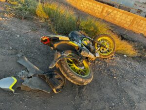 Motociclista resulta lesionado tras ser embestido por un tráiler en el Libramiento Oriente en Ahome