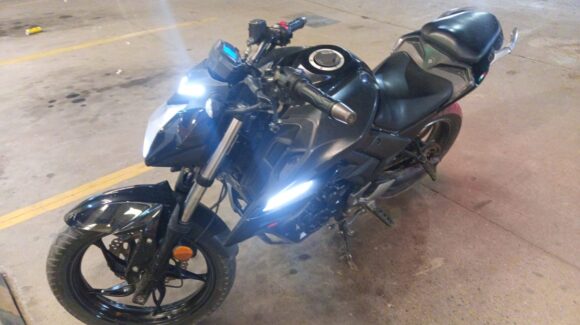 ¡Estaba estacionada y encendida! Recuperan motocicleta robada en la zona norte de Mazatlán, Sinaloa