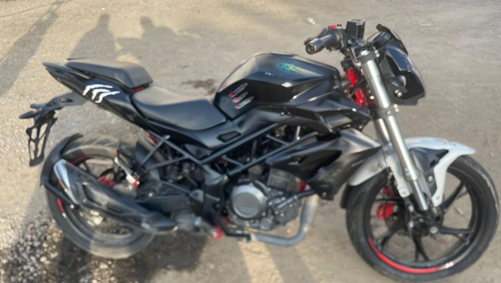 motocicleta robada es hallada en el centro de mazatlan