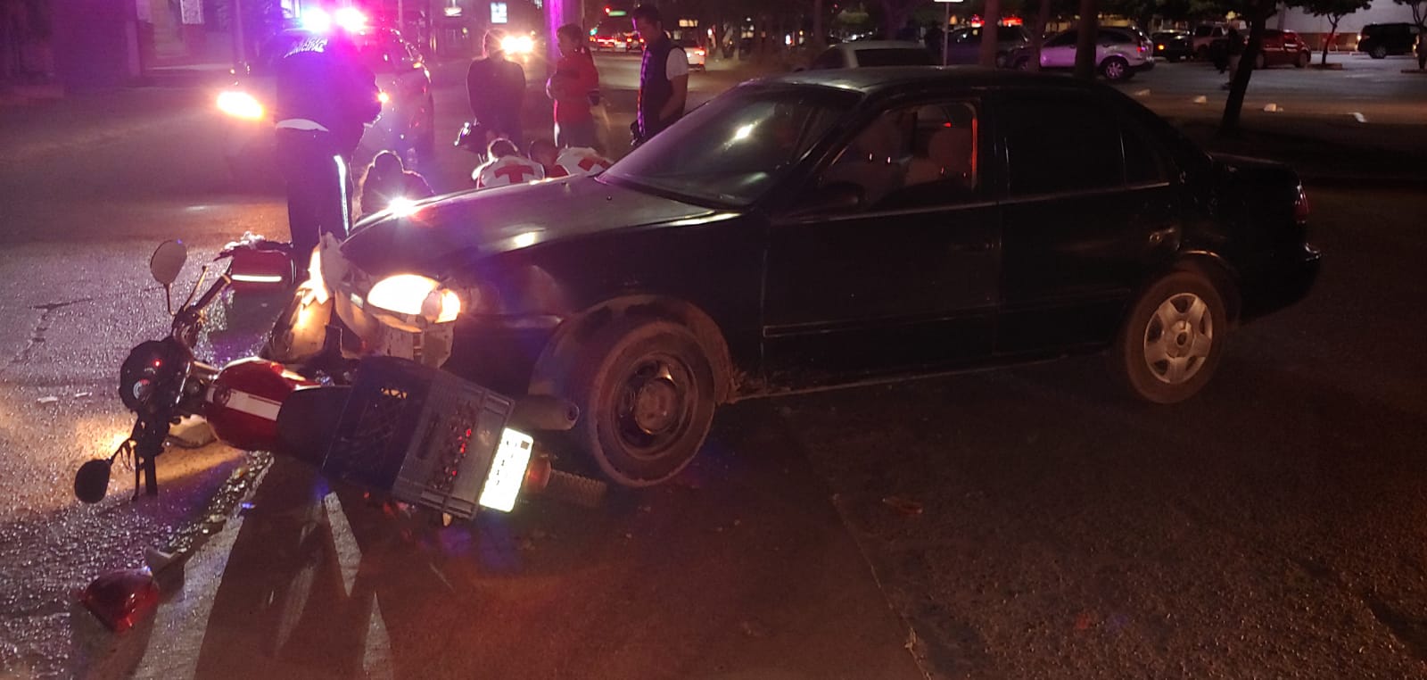 Vehículo Toyota que arrolló a motociclista