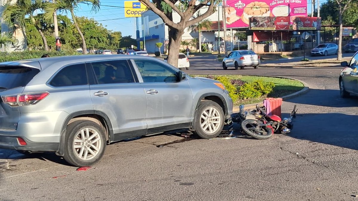 motociclista resulta lesionado tras ser atropellado en mazatlan