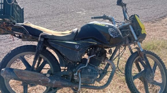 Motociclista resulta lesionado tras derraparse en Ruiz Cortines, Guasave, Sinaloa