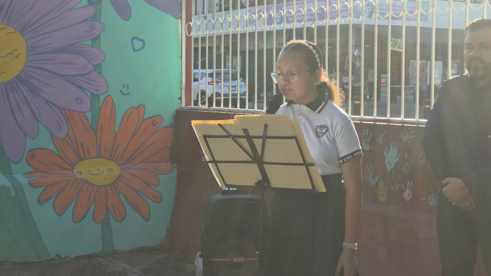 Develan mural por la paz en escuela de Gael y Alexander, víctimas de la violencia en Culiacán