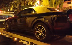 Mustang con reporte de robo en Mazatlán