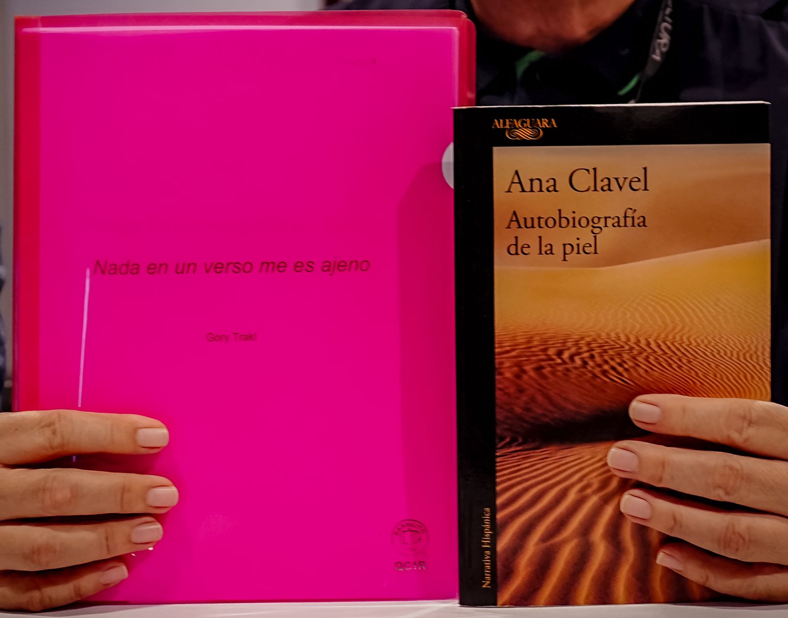 Nada en un verso me es ajeno y Autobiografía de la piel