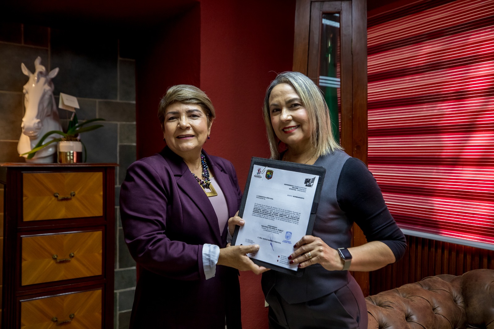 Recibe nombramiento funcionaria de Guasave