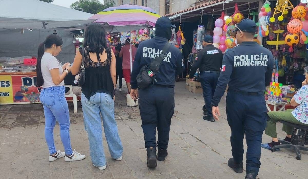Policías de Escuinapa despliegan operativo por fin de año