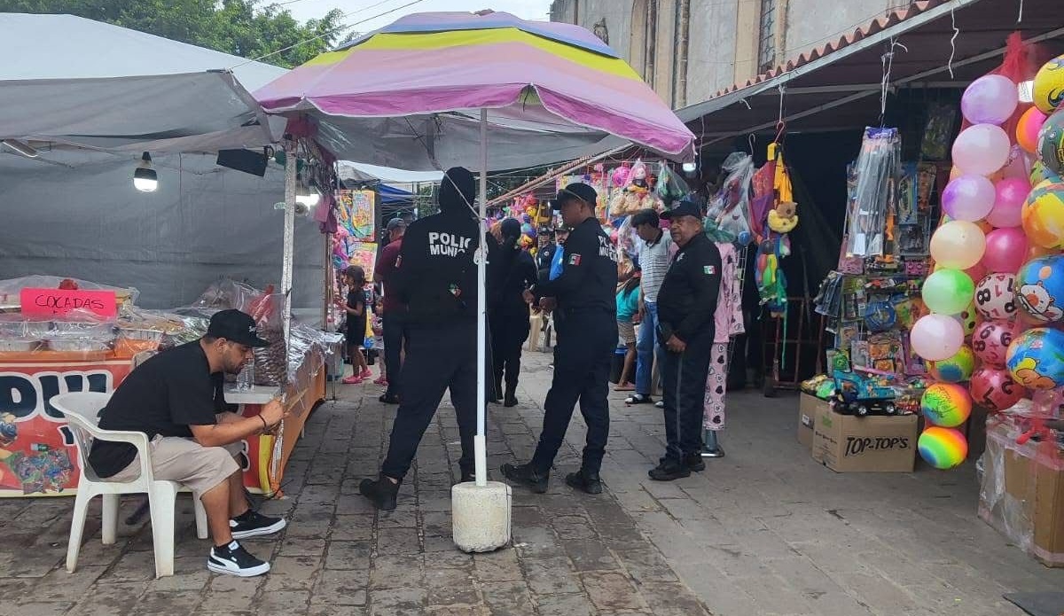 Policías de Escuinapa despliegan operativo por fin de año