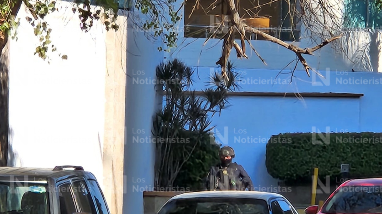 Policía Estatal implementa operativo en una privada de Culiacán