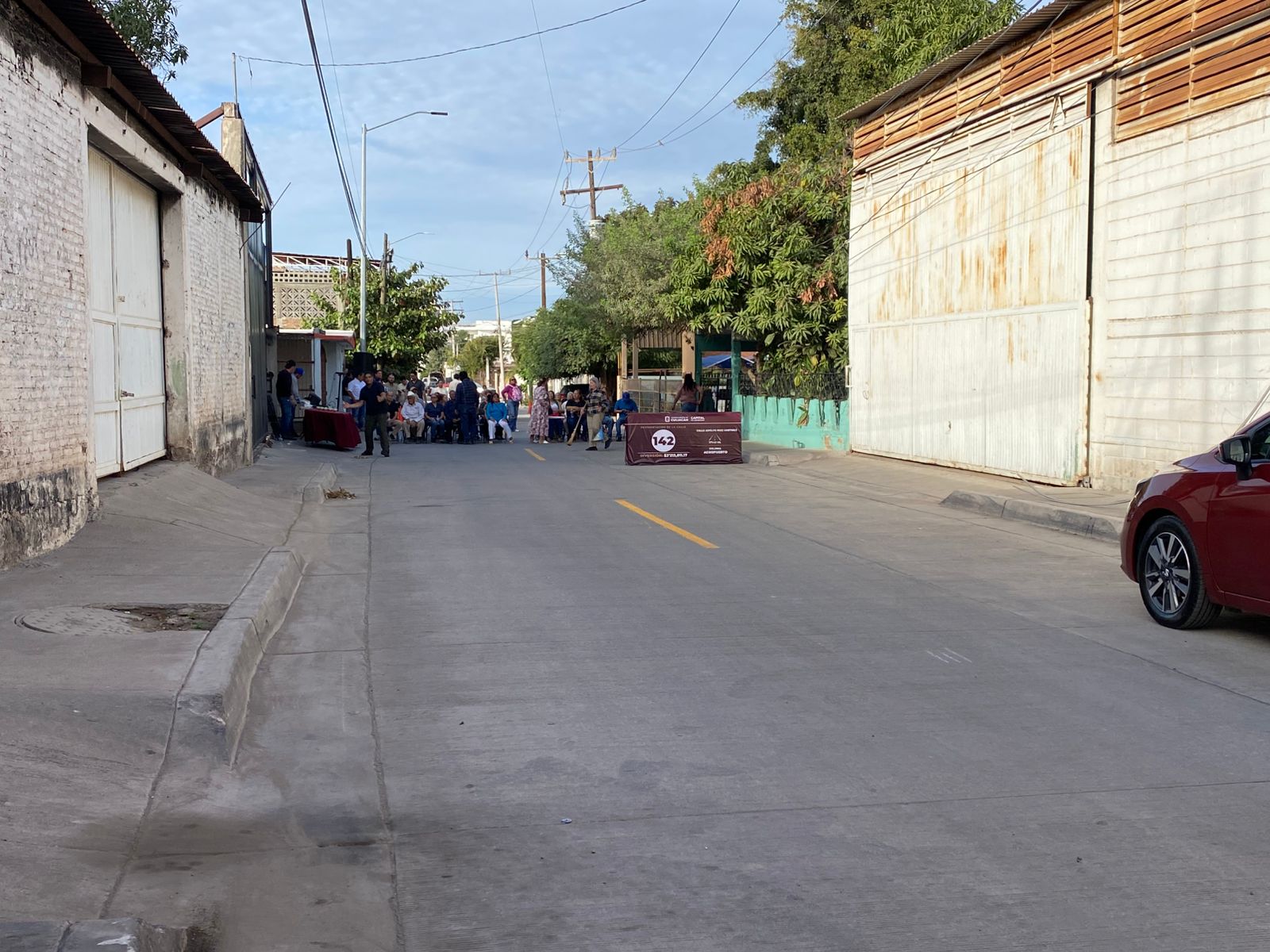 Obras de pavimentación en el sector Aeropuerto
