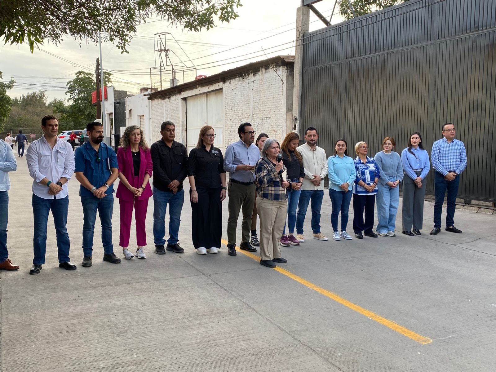 Obras de pavimentación en el sector Aeropuerto