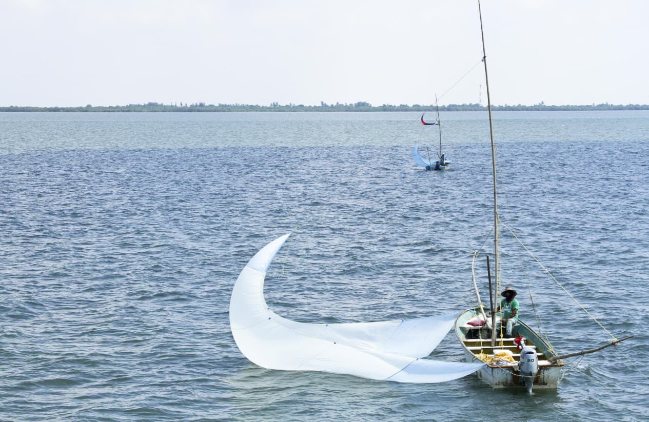 Pescadores en el mar