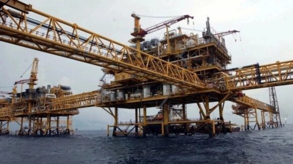 Claudia Sheinbaum niega que México haya hecho un envío ‘histórico’ de petróleo a Cuba