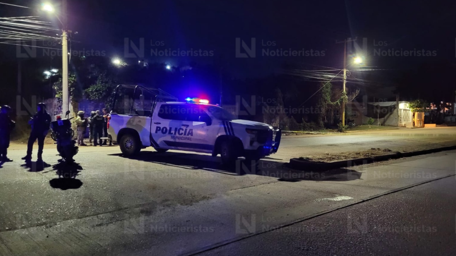 Ejecutan a balazos a policía municipal en Mazatlán