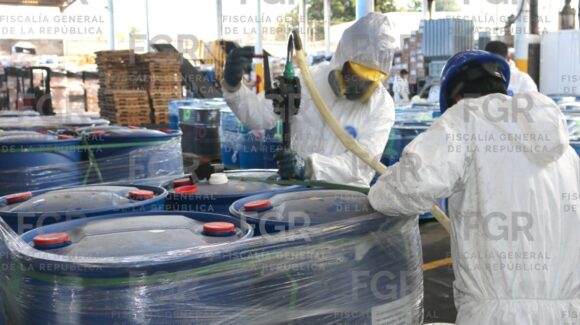 Reporta FGR destrucción de más de 100 toneladas de sustancias y precursores químicos para drogas en operativos en Sinaloa