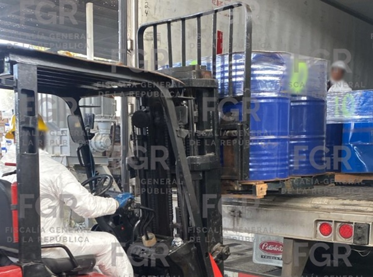 Precursores químicos asegurados en Sinaloa y destruidos en el Estado de México