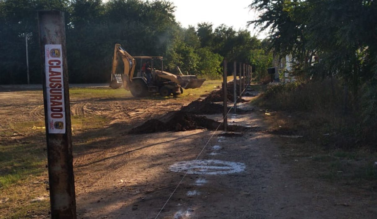 Predio cercado por un vecino en La Cruz, Guasave