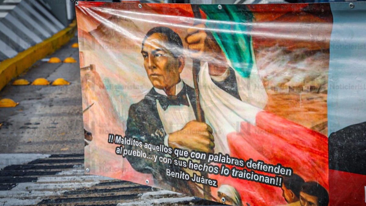 productores toman la caseta de costa rica en culiacan manta
