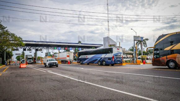 “No nos han cumplido”; productores liberan nuevamente caseta de Costa Rica, Culiacán, exigen pagos de apoyos atrasados  
