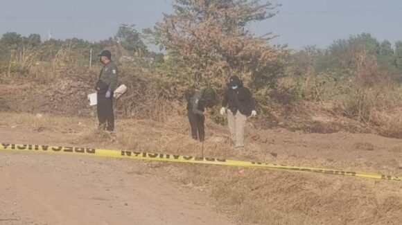De nuevo Rastreadoras de Guasave, Sinaloa localizan restos humanos sobre el Dren Burrión