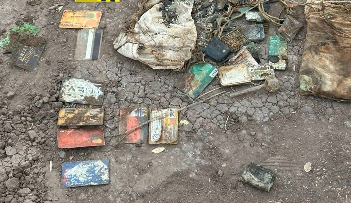 Rastreadoras de Guasave localizan restos humanos de tres personas