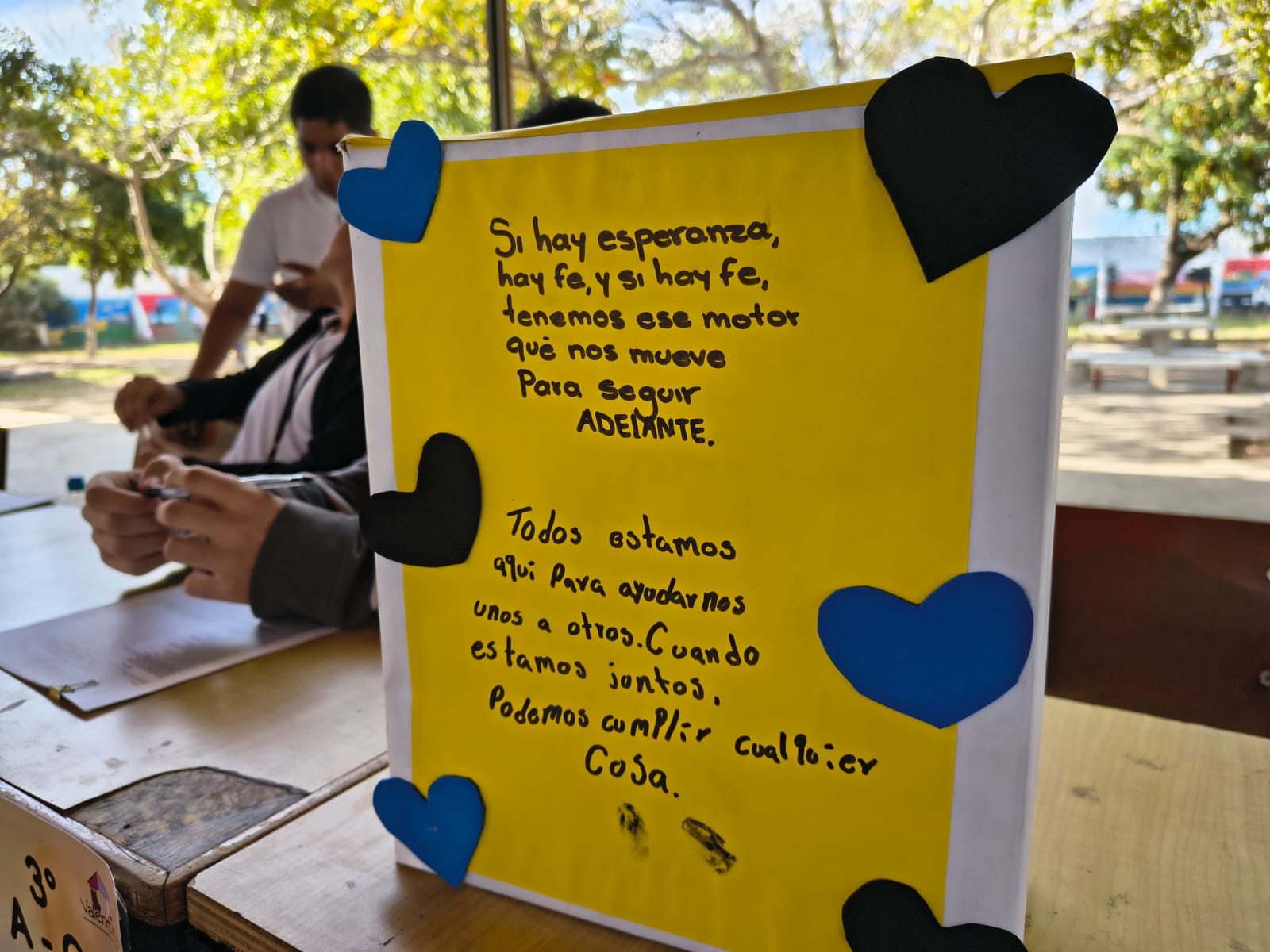 Secundaria Federal 3 en Mazatlán realiza colecta de tapas en beneficio de niños con cáncer