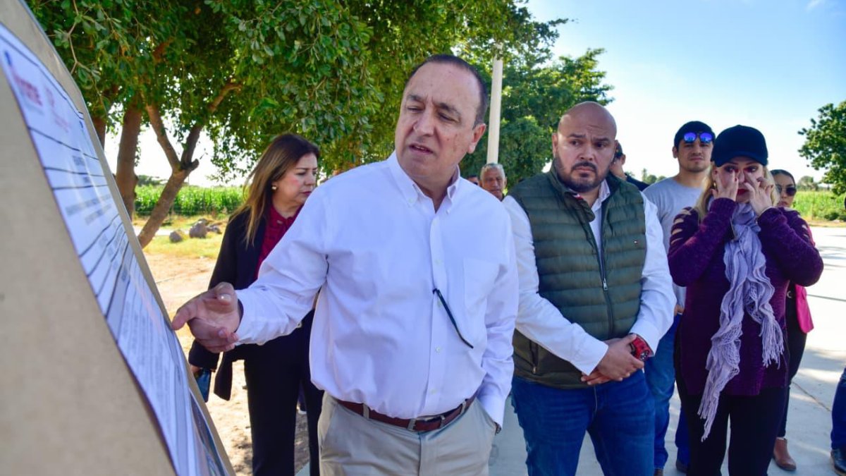 recorre antonio menendez comunidades rurales de ahome plano