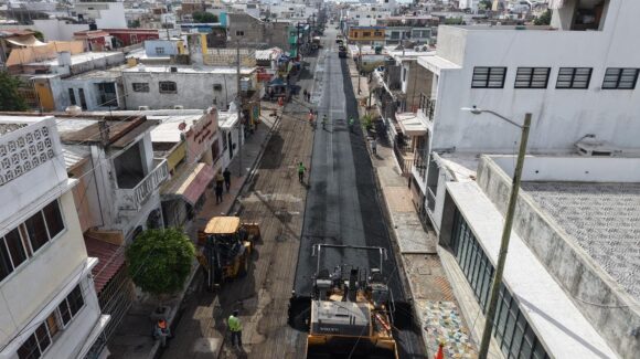 A un 86% de avance el Programa de Reencarpetado correspondiente a 2025 en Mazatlán, Sinaloa