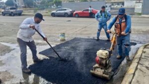 refuerza mazatlan bacheo en avenidas clave trabajos
