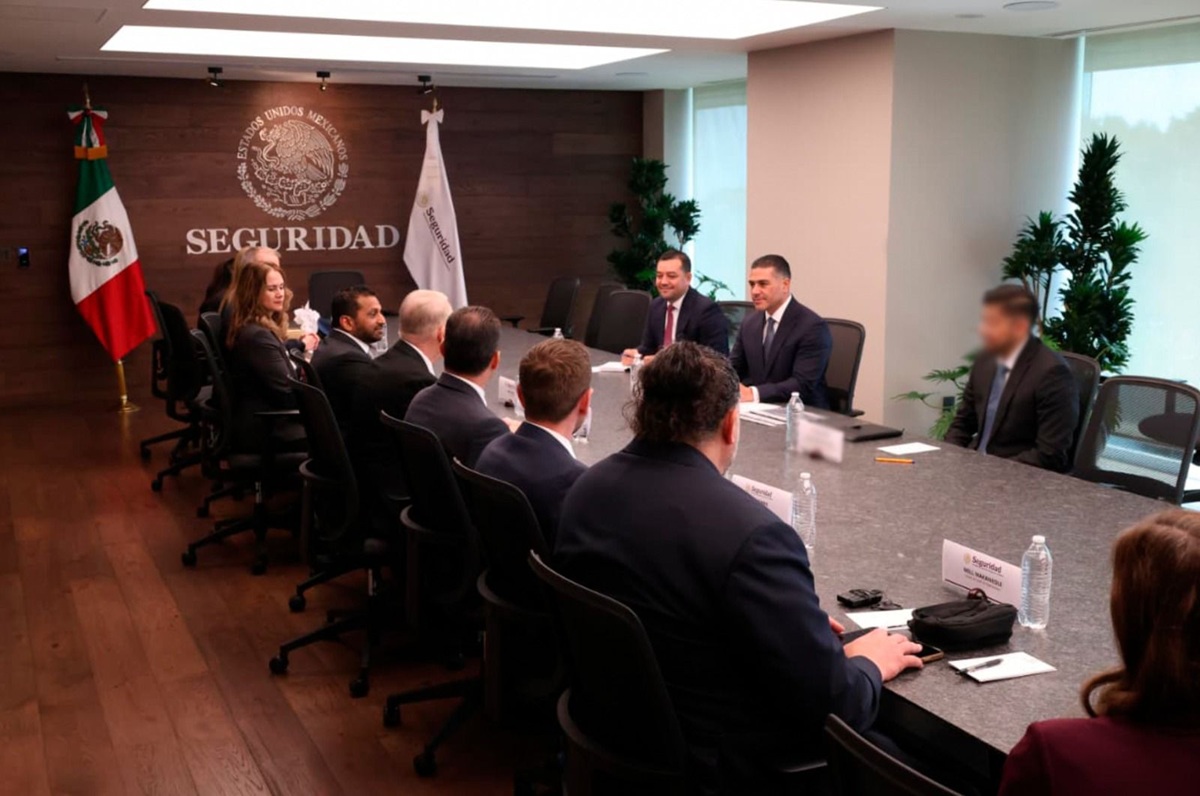Omar García Harfuch y Kash Patel en reunión