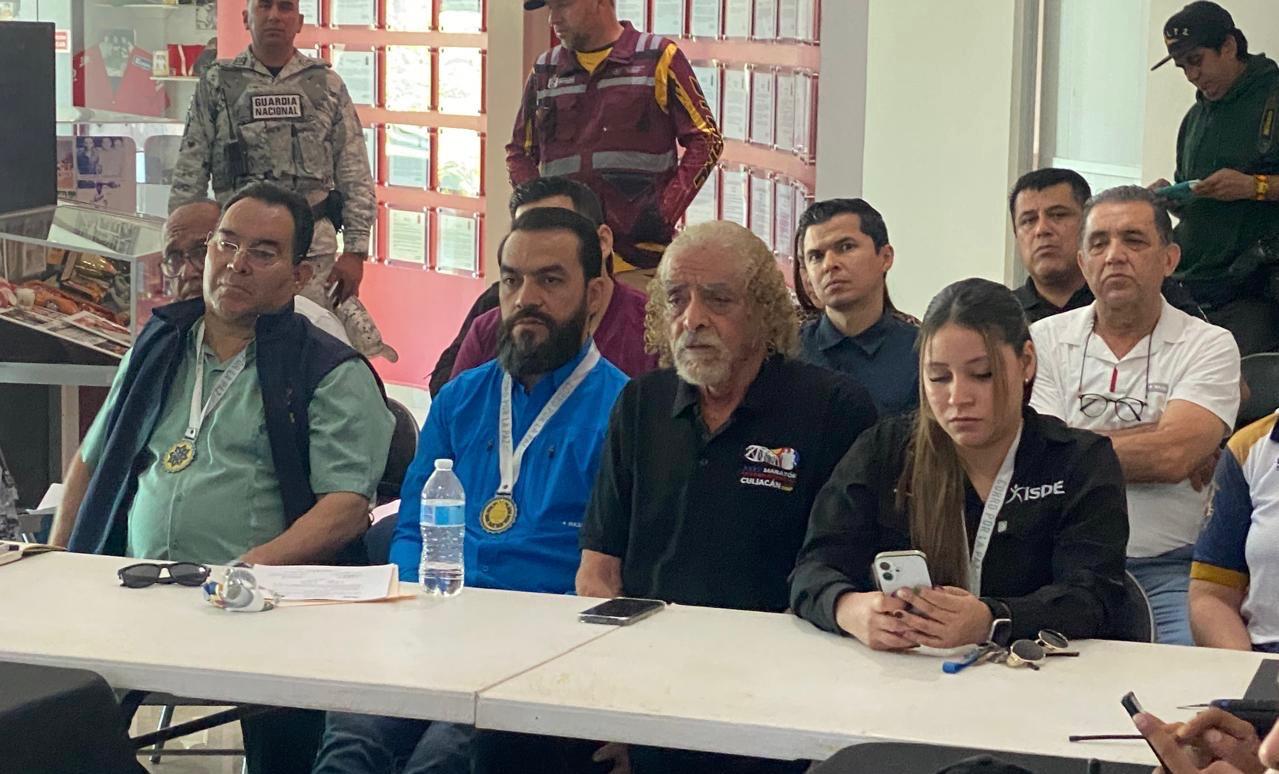 Reunión para operativo de seguridad para el Maratón Internacional de Culiacán