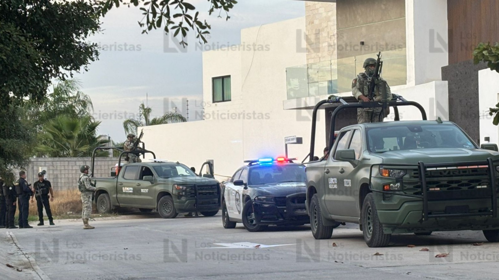 Irrumpen la privada ‘Punto Oriente’ del sector El Barrio en Culiacán