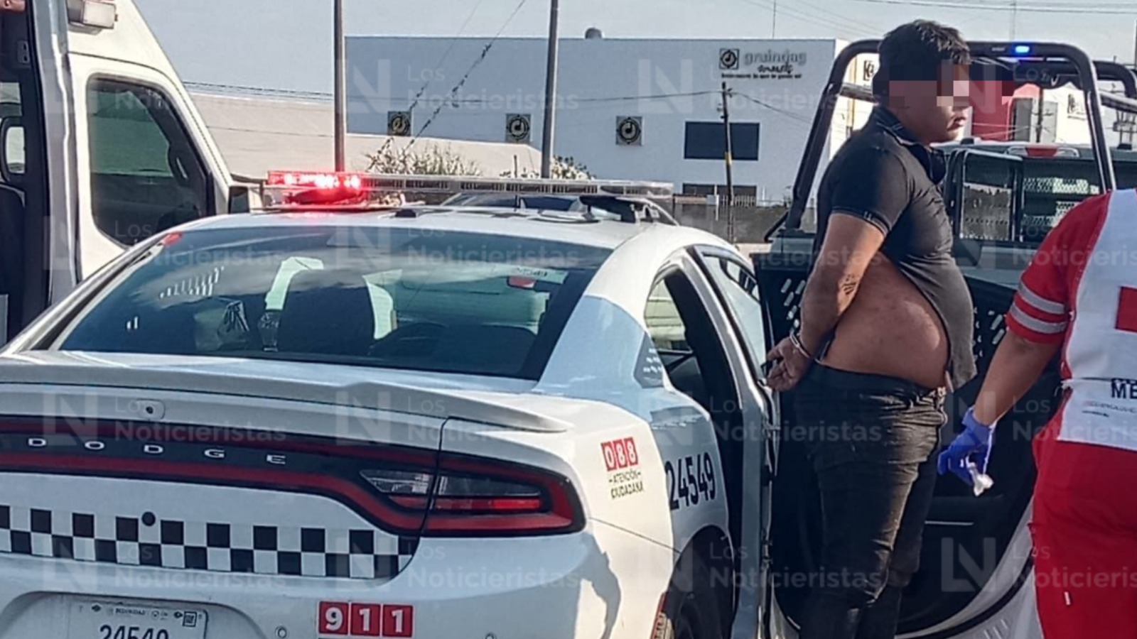 Detienen a dos “robacarros” tras persecución por el Kumate en Culiacán