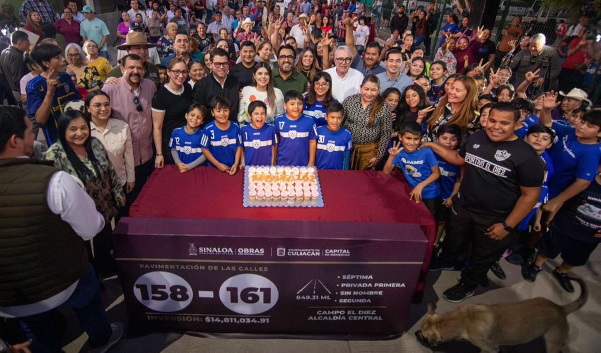 Rocha Moya y Gámez Mendívil entrega obras sociales en El Diez, Culiacán