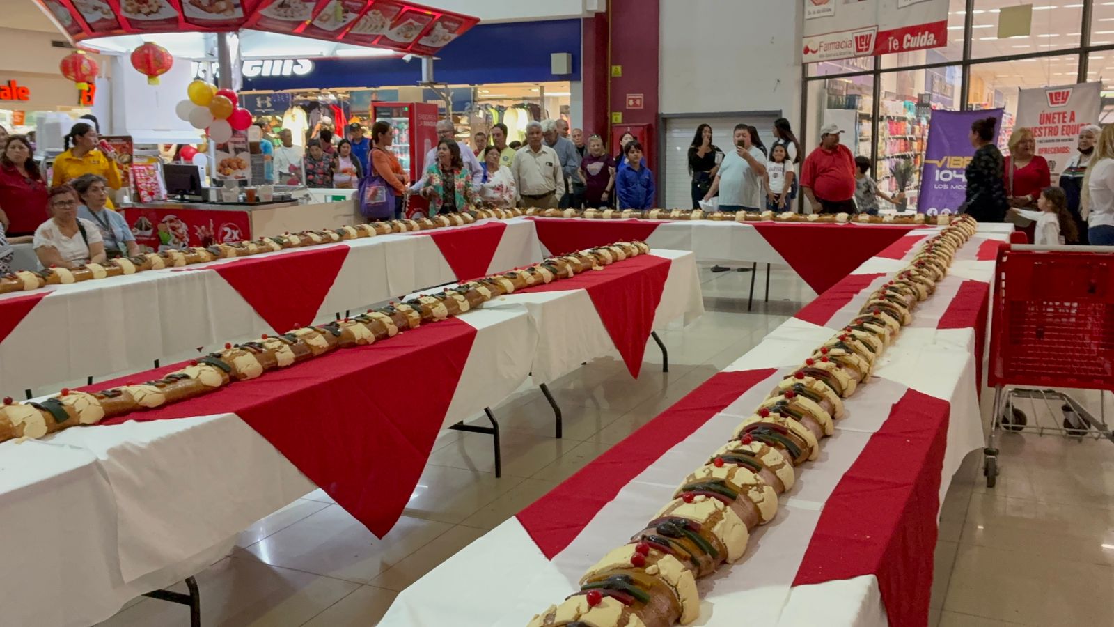 Rosca de reyes Casa Ley Los Mochis