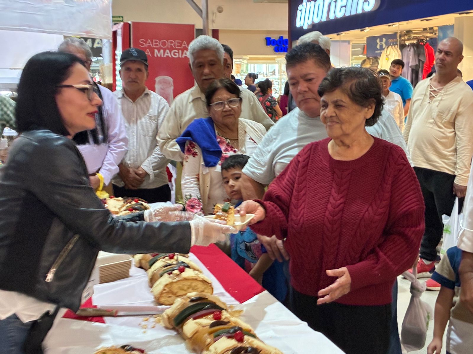 Rosca de reyes Casa Ley Los Mochis