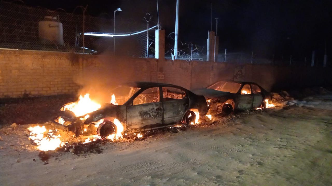se incendian autos en batamote guasave