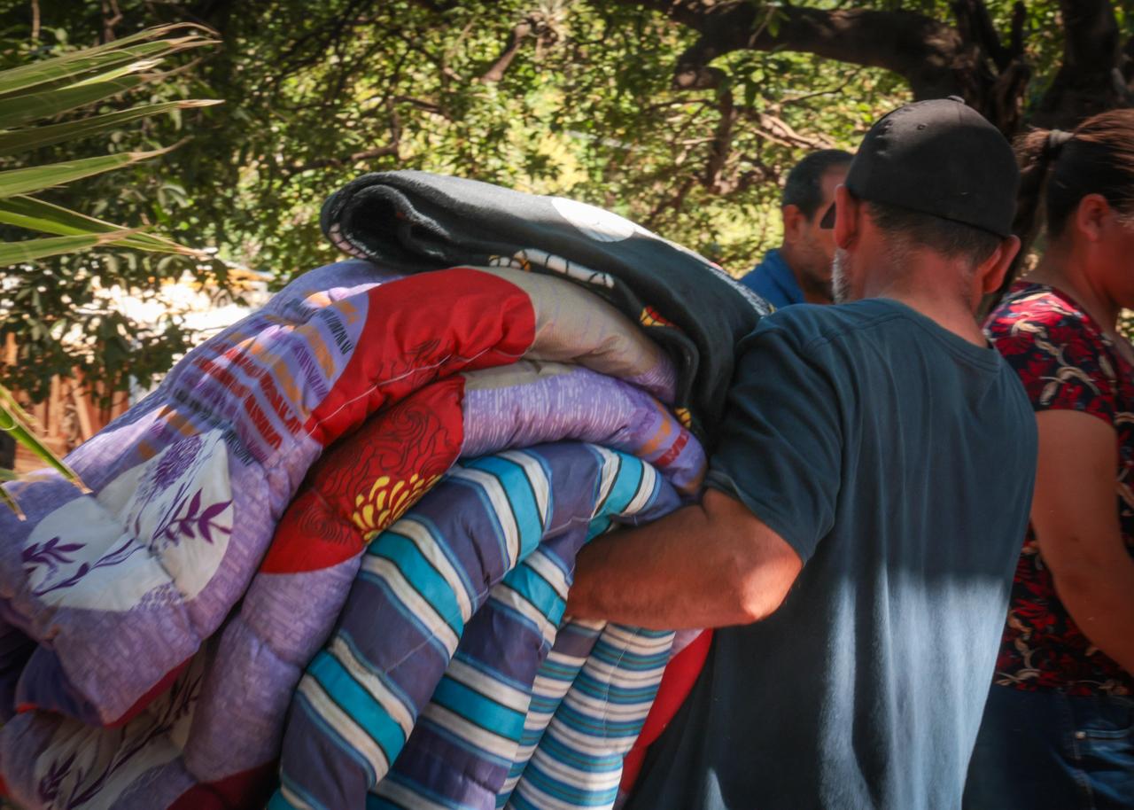 Sebides lleva jornadas de apoyo a familias que regresan a comunidades vulnerables en Tepuche, Culiacán